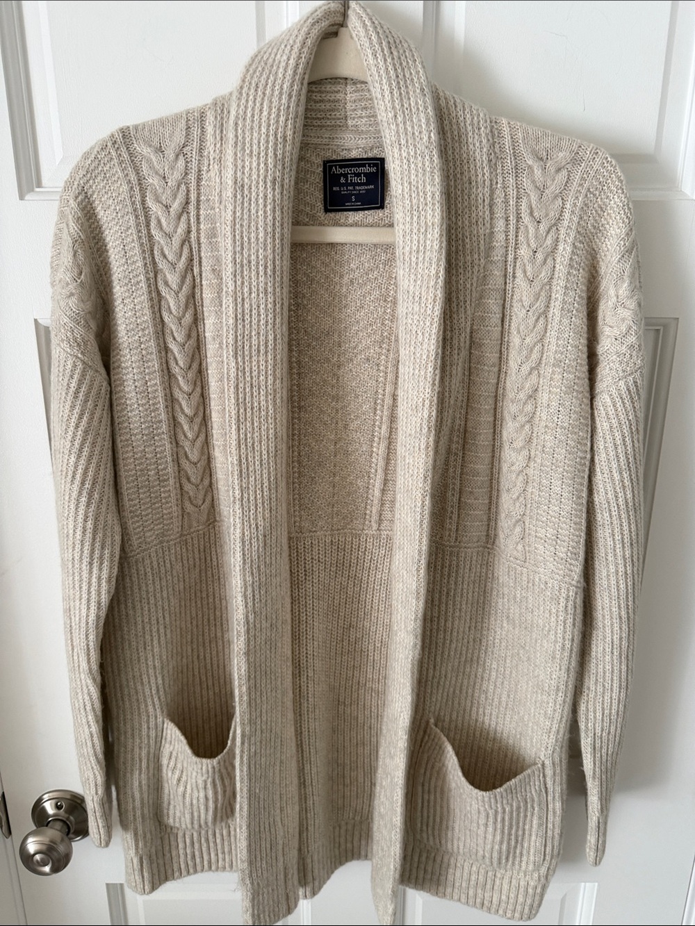 Abercrombie & Fitch Shawl Collar Cable Knit
Open Cardigan Cream Fisherman S